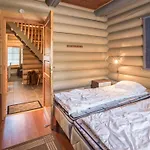 Nyaraló Yllaesmaisema 2 By Interhome